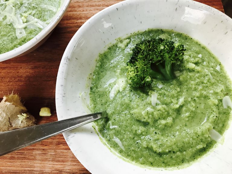 denne suppe, broccoli blomkål, Portion Kalorier, Serveringer hver