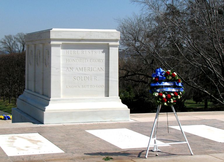 Arlington National, Arlington National Cemetery, National Cemetery, skal også, soldats grav