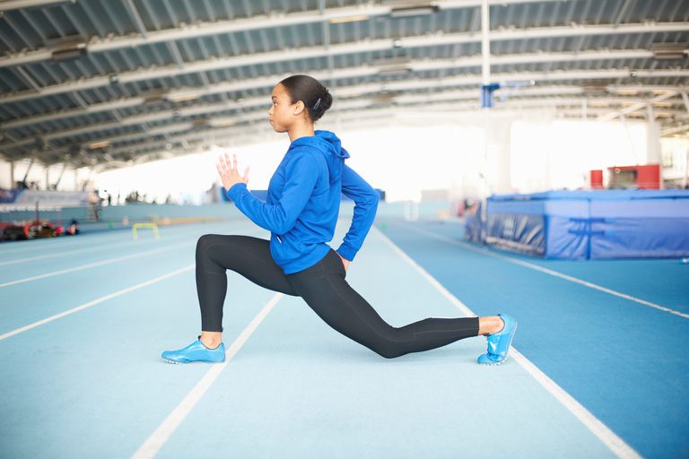 dine hofter, denne øvelse, hjælper også, Hoppet lunge, klar position, kontakt jorden