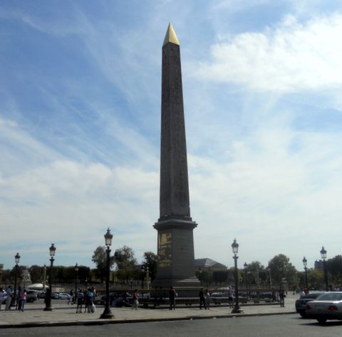 Place Concorde, Louvre Museum, østlige ende, Théâtre Marigny, Tuileries Gardens